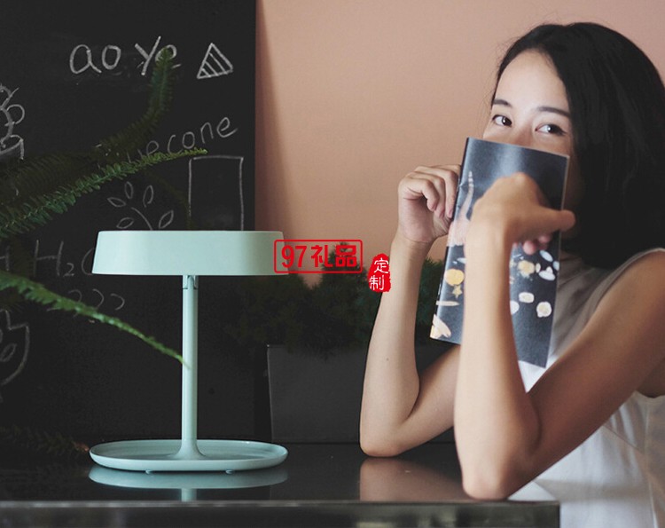 創(chuàng)意led臺式梳妝鏡
