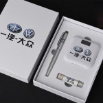 U盤(pán)、簽字筆、移動(dòng)電源套裝高檔商務(wù)禮品定制