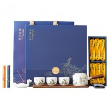 千里共嬋娟嫦娥中秋套裝桂香漫過(guò)窗臺(tái)時(shí)，月光已在禮盒里釀好了甜