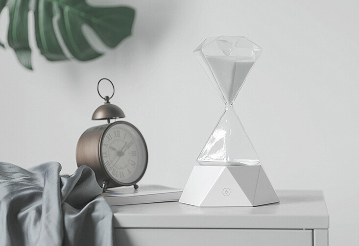 如何挑選適合企業(yè)需求的高級商務(wù)禮品定制方案