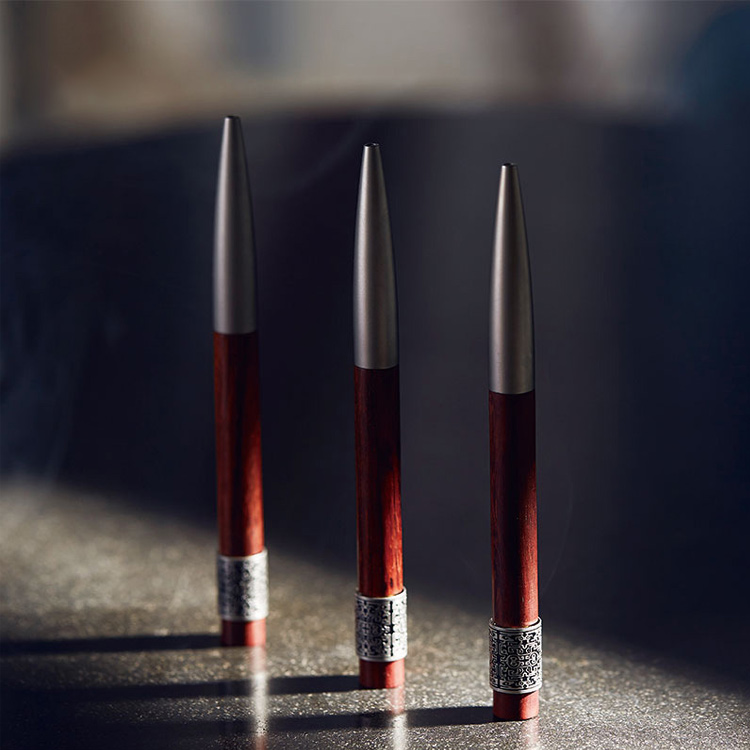 企業(yè)周年慶禮品定制，供應(yīng)廠家選擇的關(guān)鍵要點 